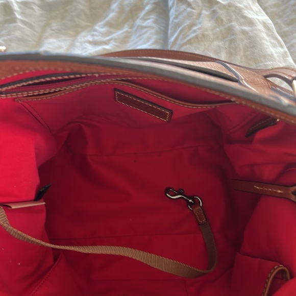 Dooney & Bourke tote. In great used condition. - Picture 3 of 8